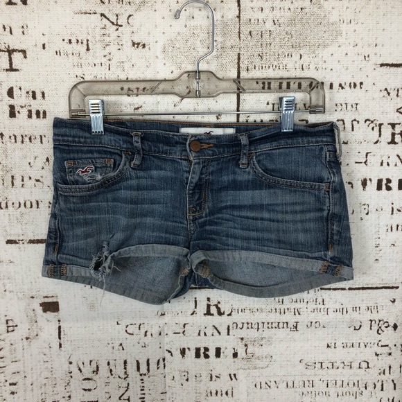 Hollister Distressed Denim Shorts - Picture 1 of 4